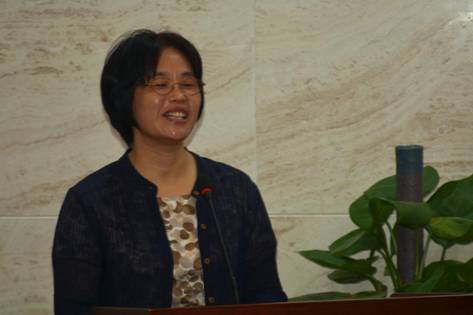 (山东大学英国正版365首页日语系主任邢永凤教授致辞)