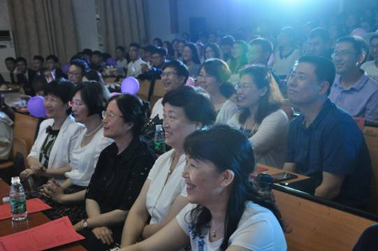 http://www.flc.sdnu.edu.cn/upload/2017_07/17070415388311.jpg http://www.flc.sdnu.edu.cn/upload/2017_07/17070415388311.jpg